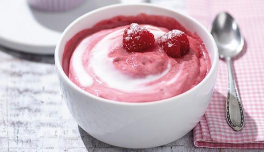 Frozen Yoghurt mit Beeren | Fitness Küche